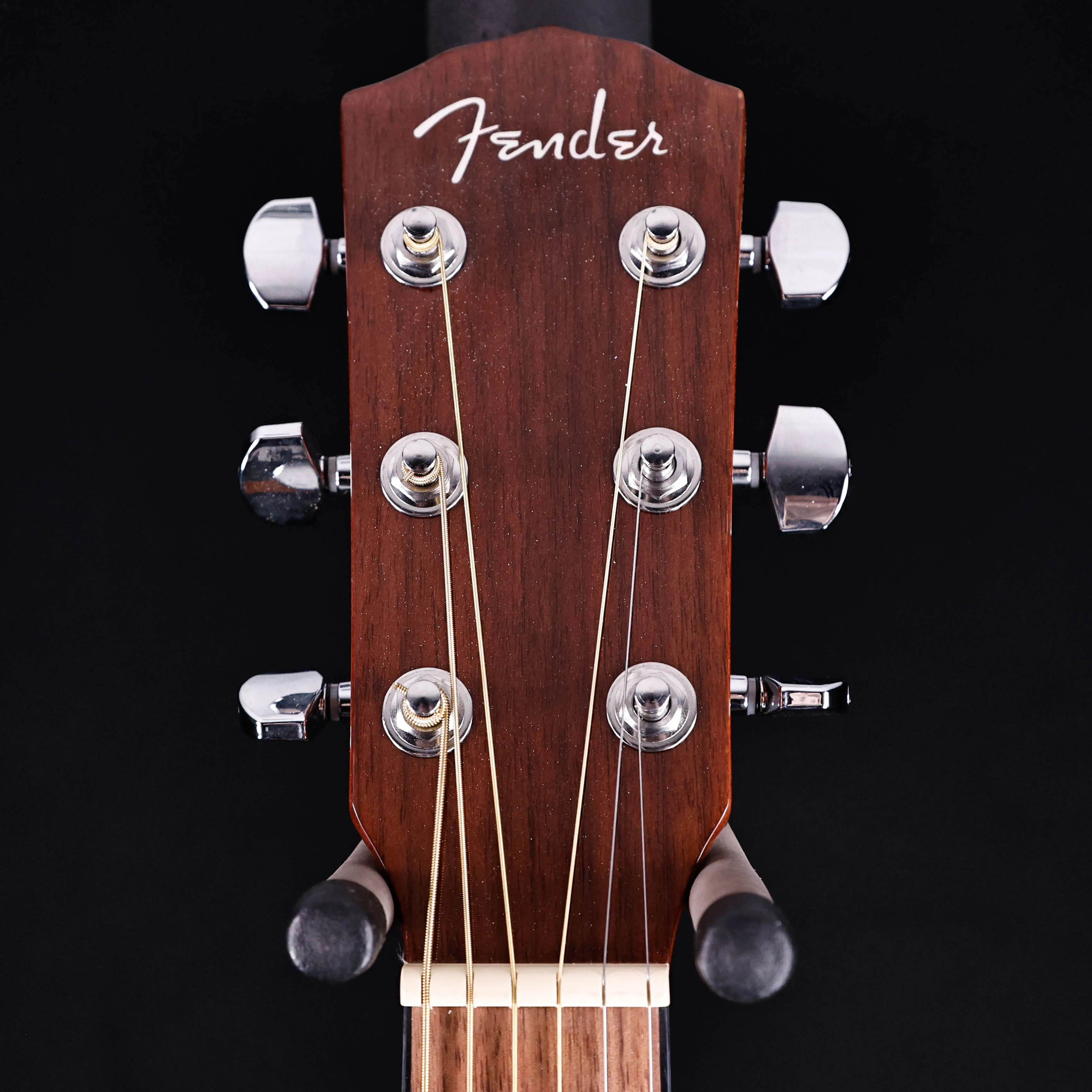 Fender CC-140SCE Concert, Walnut Fb, Sunburst w/case 4lbs 3.9oz