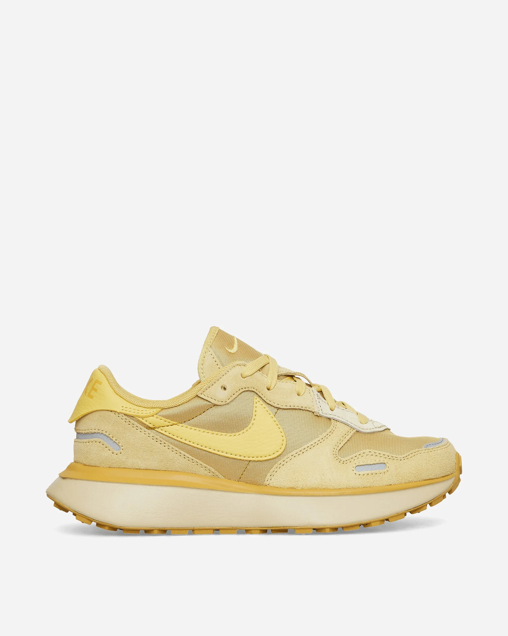 WMNS Phoenix Waffle Sneakers Wheat Gold / Saturn Gold